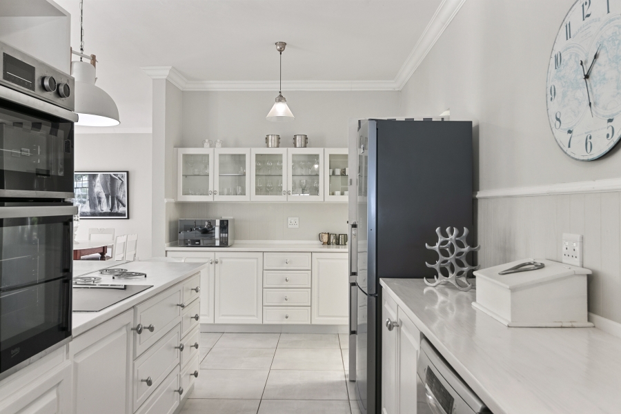 4 Bedroom Property for Sale in Belvidere Estate Western Cape